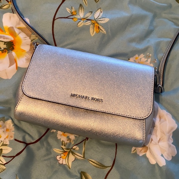 Michael Kors Handbags - Michael Kors Silver Crossbody
